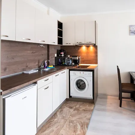 Sveti Vlas Apartments Święty Włas