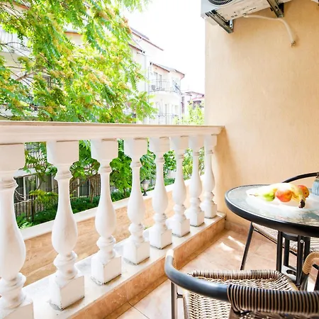 Sveti Vlas Apartments Święty Włas